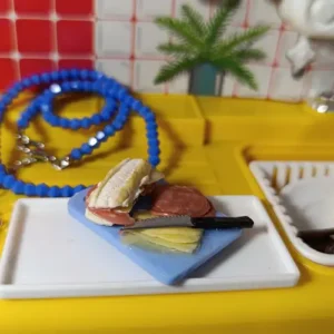 Collar tablita Sandwich mortadela y queso